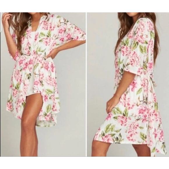 Show Me Your MuMu Brie Pink Floral Short Sleeve Robe O/S - Picture 1 of 8